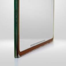 Gehard vacuum isolatieglas voorzien van een absorptiestrip