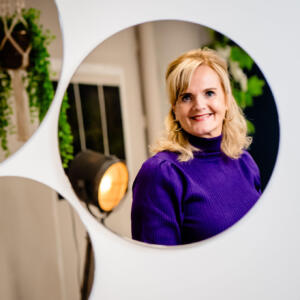 Briegitte Masselink - eigenaar van Glaswebwinkel