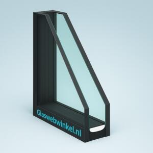 HR++ isolatieglas voorzien van een zwart kleurig spouwkader