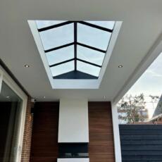 Glazen overkapping in de tuin