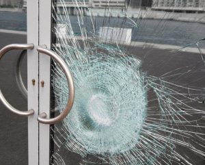 Gebroken veiligheidsglas