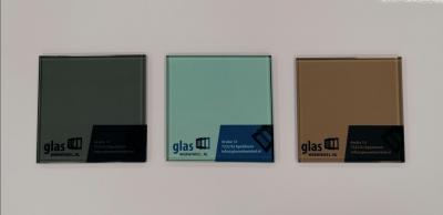 Grijs Groen Brons gekleurd glas