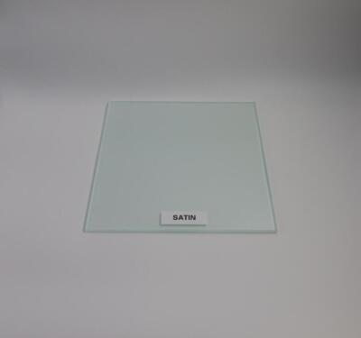 Satijn / melkglas sample